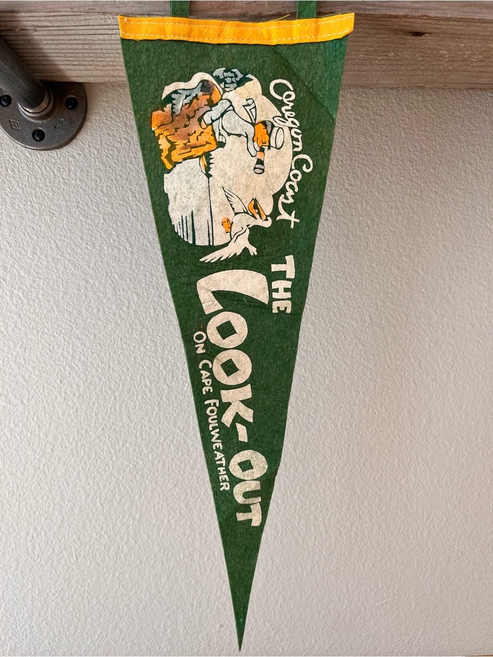 Vintage 1950s Oregon Coast Felt Pennant – The Look-Out on Cape Foulweather